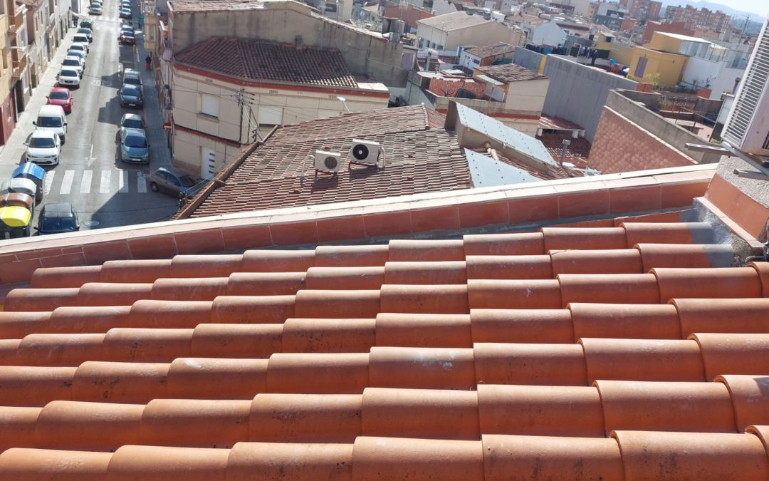 Reparación de tejado y fachada en Barcelona